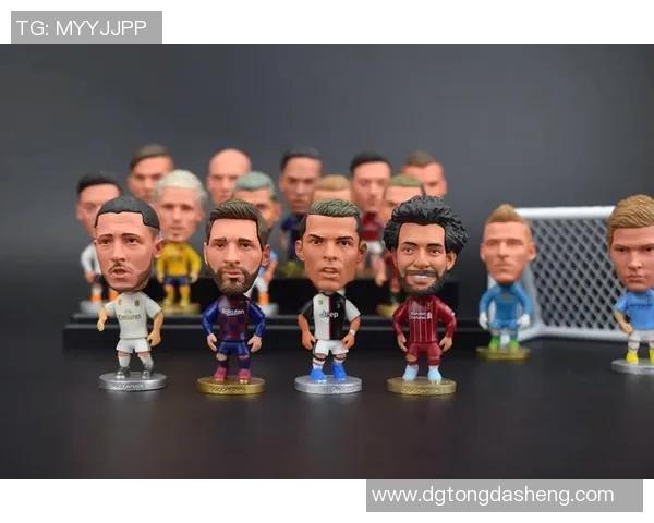 足球明星人偶16的魅力与收藏价值探秘与推荐 足球明星人偶16的魅力与收藏价值探秘与推荐