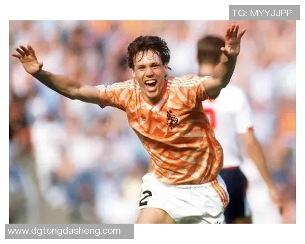 足球明星巴斯滕限量版手机壳热销中球迷必备的时尚潮流单品 足球明星巴斯滕限量版手机壳热销中球迷必备的时尚潮流单品